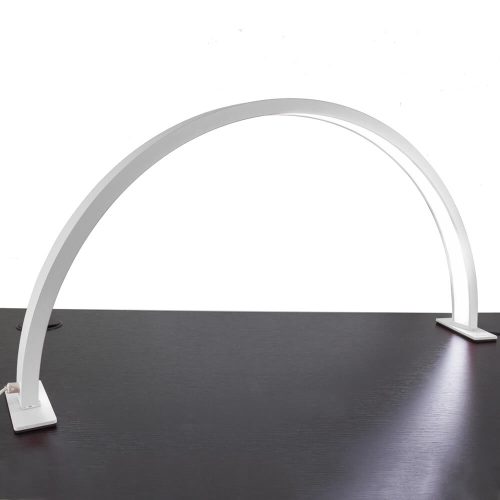 Articolo professionale per estetista e onicotecnica, una lampada LED a forma di arco per lavorare sulle mani e le unghie, colore bianco